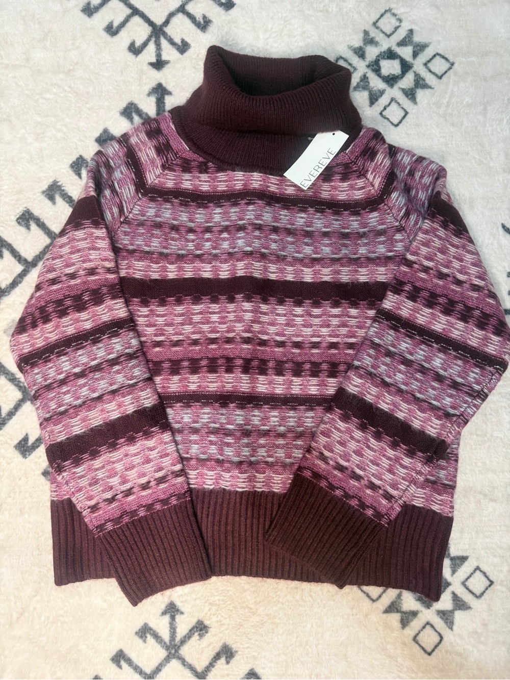 Evereve Maroon & Pink Patterned Turtleneck Sweater